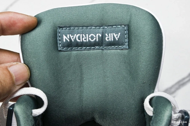 HYPE Air 4 Oxidized Green Jordan FQ8138-103 0706